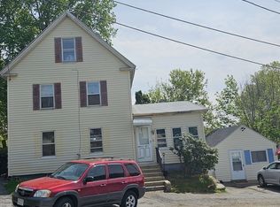 33 Pearl St, Spencer, MA 01562