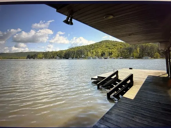 670 Honeycomb Rd, Grant, AL 35747