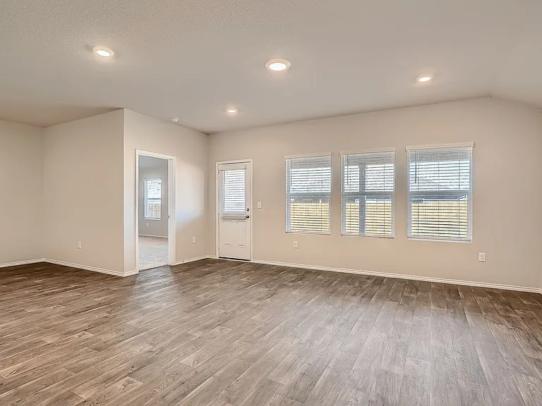 5832 Brocade Dr — Photo 2