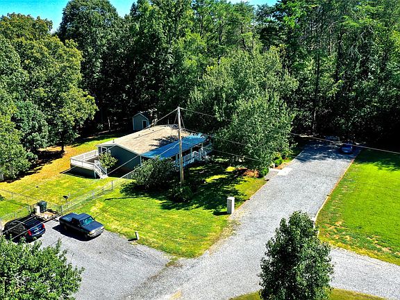 2nd image of 3098 Hollywood Dr #10-13