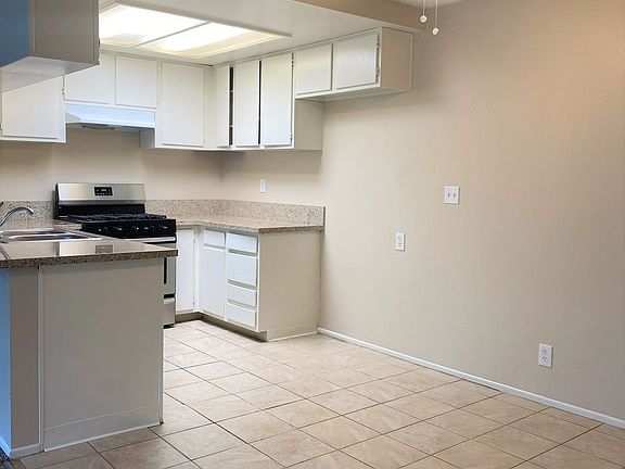 4th image of 212 S Ohio St APT 3