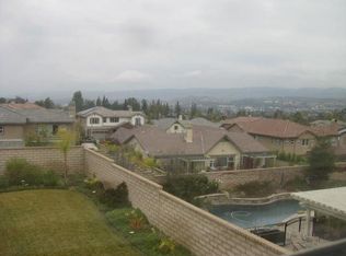 825 Hemlock Ridge Ct, Simi Valley, CA 93065