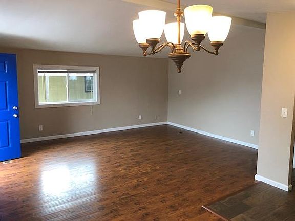 2nd image of 5595 Heritage Dr