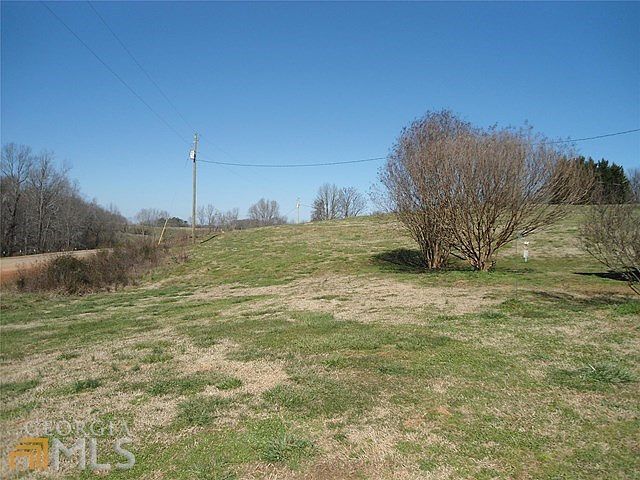 2nd image of 540 James Springs Rd