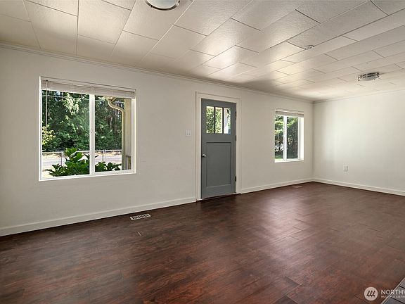 4th image of 6350 Brighton Beach Road
