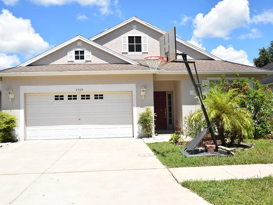 7909 Terrace Ridge Dr