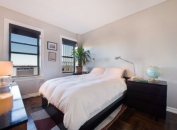 4th image of 408 Saint Johns Pl APT 6B