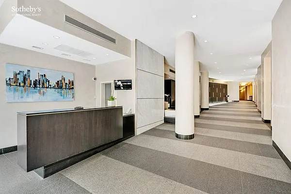 Rented by Sotheby's International Realty | media 10