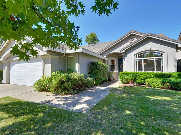 3rd image of 2821 Sierra Mills Ln
