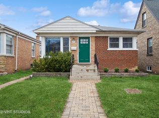 6037 N Kedvale Ave, Chicago, IL 60646
