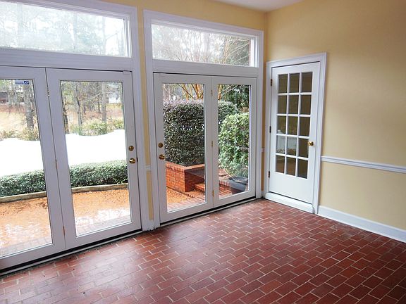 5th image of 3510 W Lake Dr