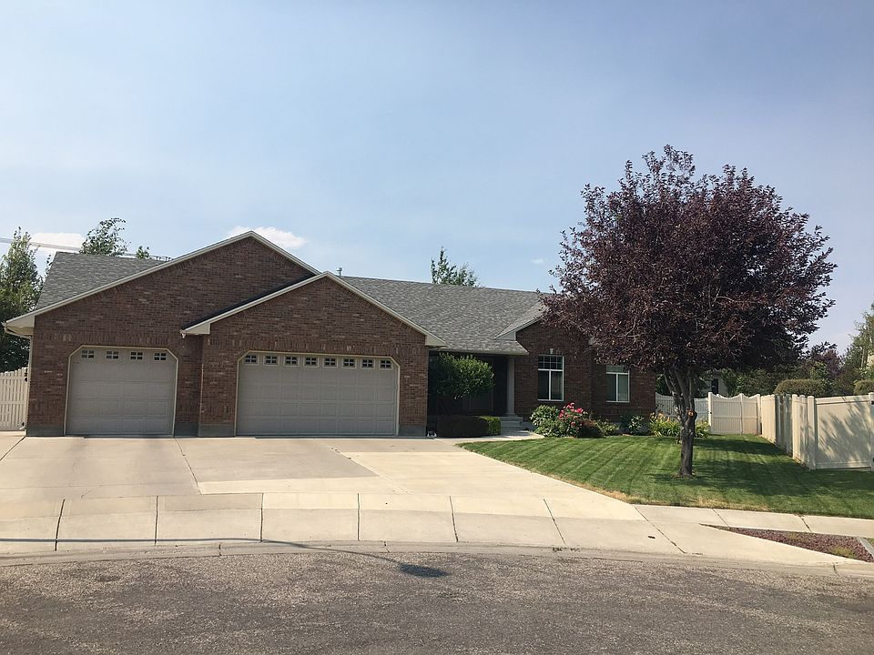 1st image of 4722 Stanfield Ln