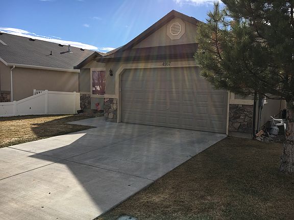 3rd image of 4957 W Badger Ln