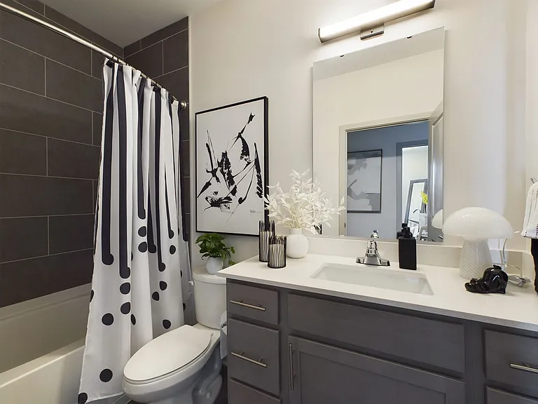 Greenview — Photo 27