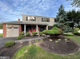 98 Redwood Dr, Richboro, PA 18954