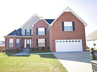 1052 Chardea Dr, Clarksville, TN 37040