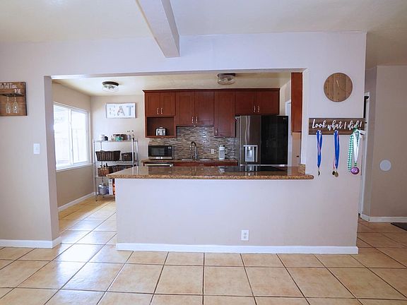 5th image of 215 Carolyn Drive