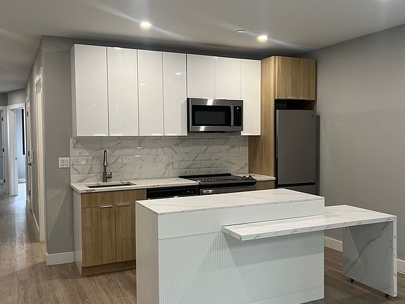 4th image of 30-38 31st St #2A