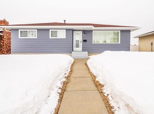 7911 145th Ave NW, Edmonton, AB