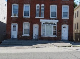 468 Central St, Lowell, MA 01852
