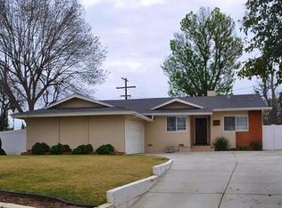 20300 Haynes St, Winnetka, CA 91306