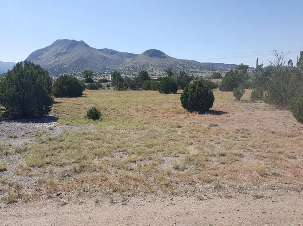 120 Phoenix Dr, Magdalena, NM 87825