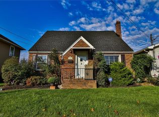 1086 Howertown Rd N, Catasauqua, PA 18032