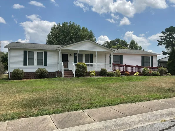 1695 Lemming Dr, Concord, NC 28025