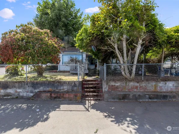 2220 Colchester Drive SE, Port Orchard, WA 98366