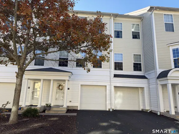 38 Hope Street #107, East Lyme, CT 06357