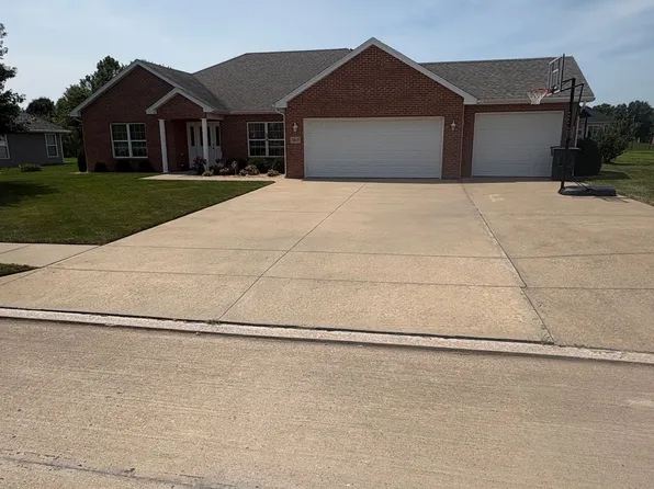 3217 Nicklaus Ct, Fulton, MO 65251