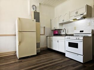 2741 W 16th St #1R, Chicago, IL 60608