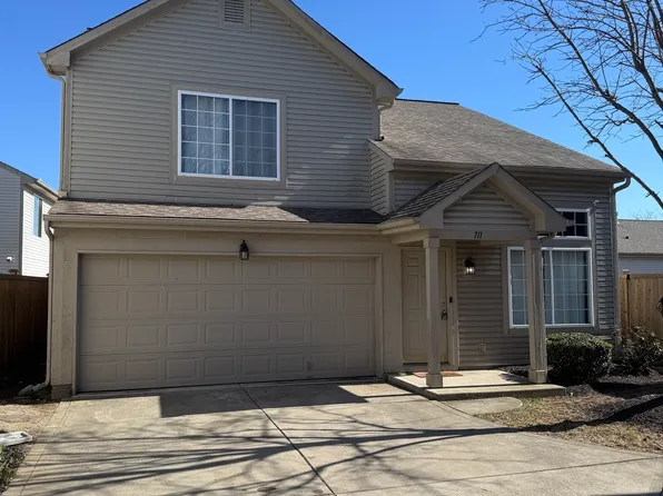 711 Mountain Pine Dr, Greenwood, IN 46143