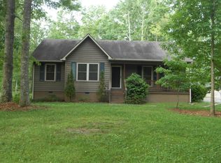 703 Ridge Top Dr, Jamestown, TN 38556