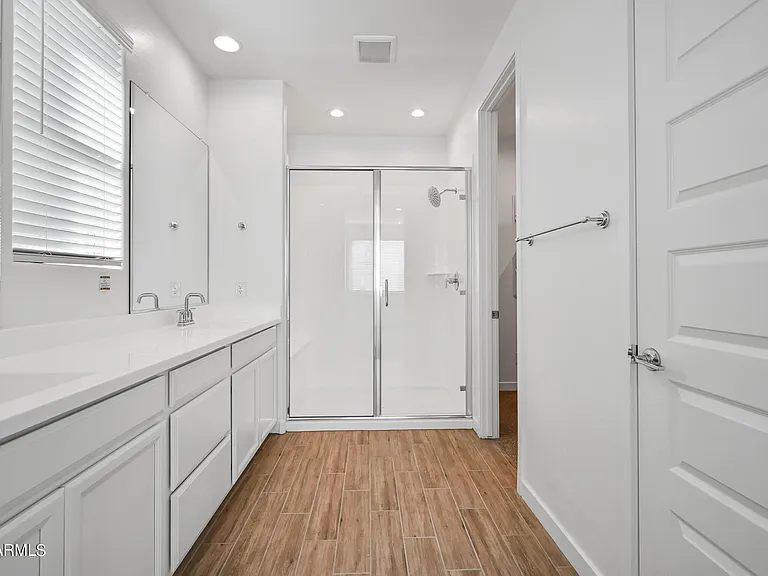 12617 W Kaler Dr — Photo 15