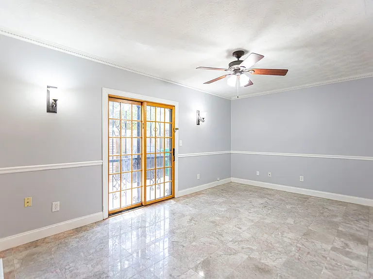 2446 Lehaven Dr — Photo 16