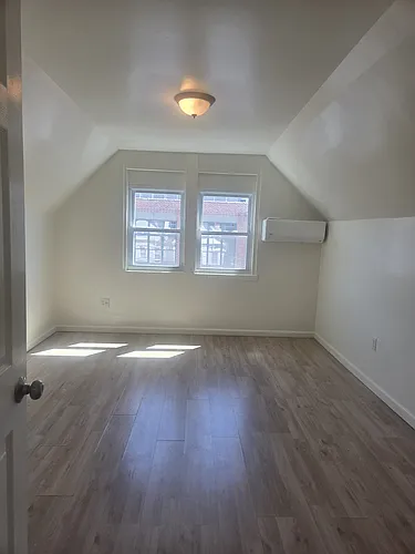11 Cortlandt St #3 Photo 1