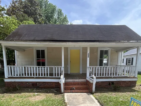 115 W Marion St, Mullins, SC 29574