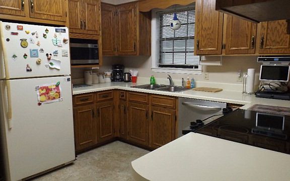 5th image of 506 S Wiley Ave