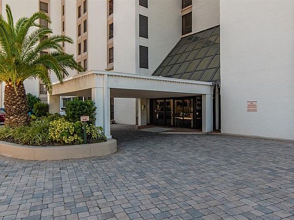 2nd image of 450 S Gulfview Blvd APT 1206