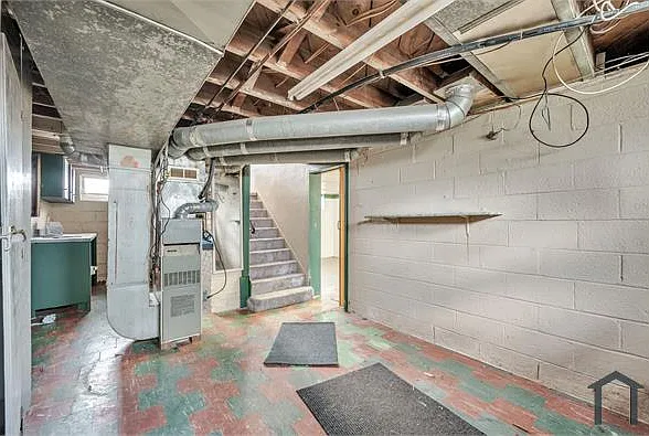 10713 Vernon Ave — Photo 20