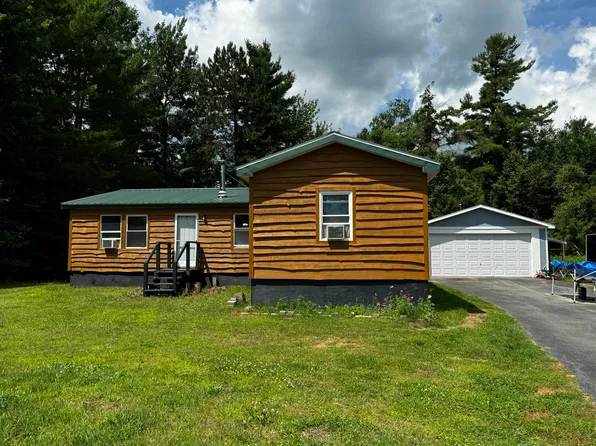 231 Gene Lefevre Rd, Morrisonville, NY 12918