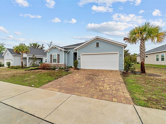 2nd image of 1830 NW 44th Court Rd