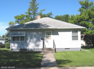 625 Central Ave NW, East Grand Forks, MN 56721