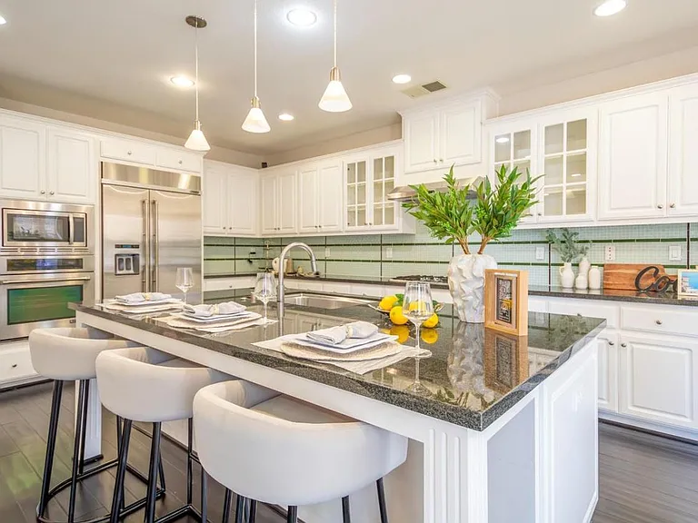 625 W Questa Trl — Photo 5