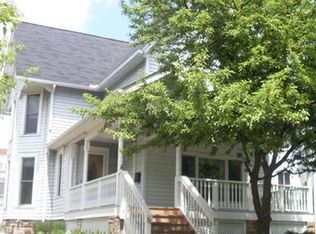 83 E Washington St, Chagrin Falls, OH 44022