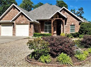 4 Kilsyth Dr, Bella Vista, AR 72715