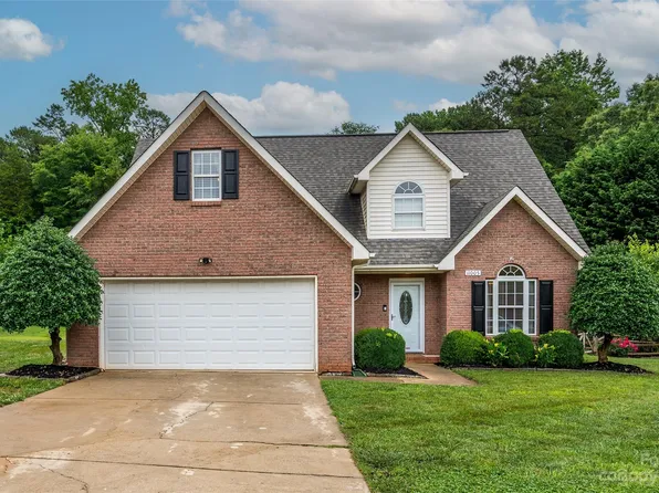 11005 Dipali Ct, Charlotte, NC 28214