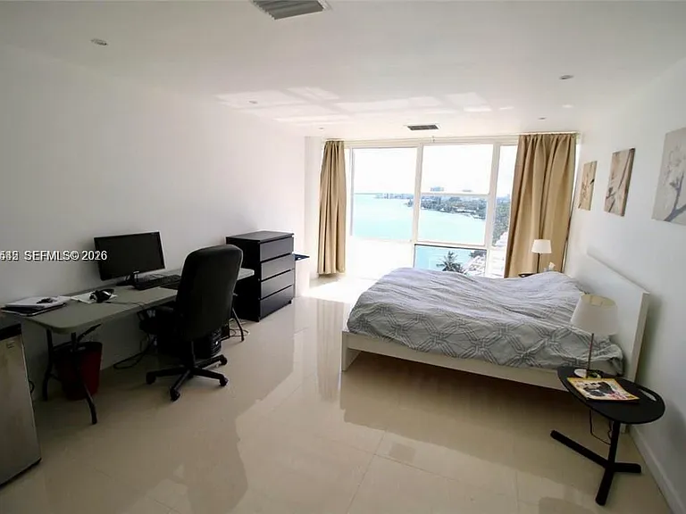 900 Bay Dr #1027 — Photo 11
