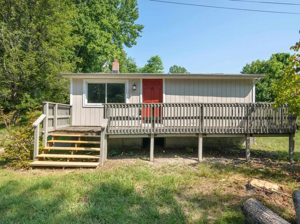 3790 Mount Tabor Rd, Blacksburg, VA 24060